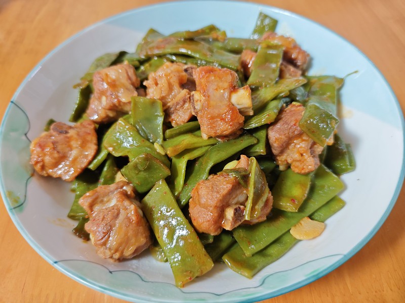 刀豆焖排骨的家常做法 刀豆焖排骨怎么做好吃